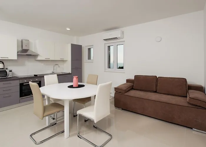 Aparthotel Nera Lux 4*