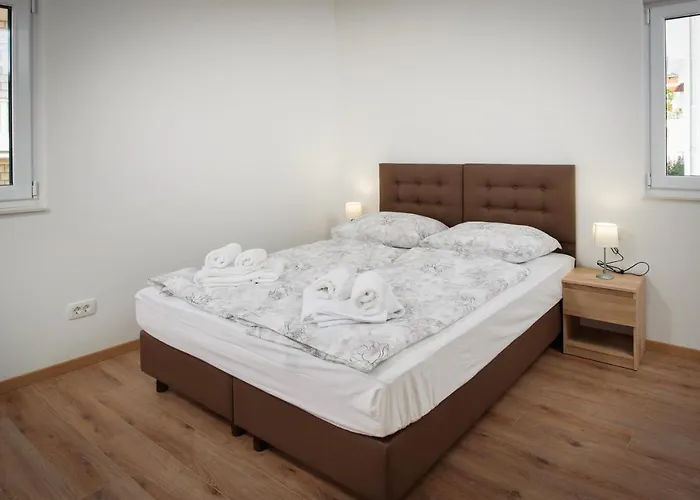 Nera Lux Aparthotel 4*