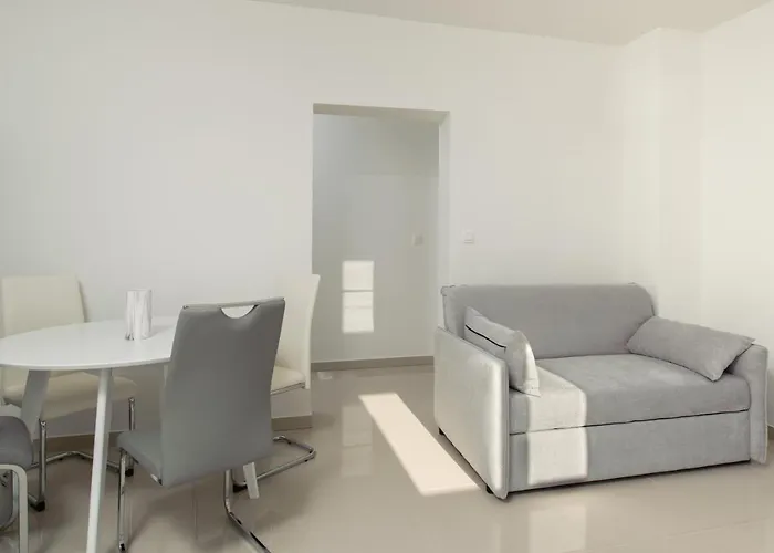 Aparthotel Nera Lux 4*
