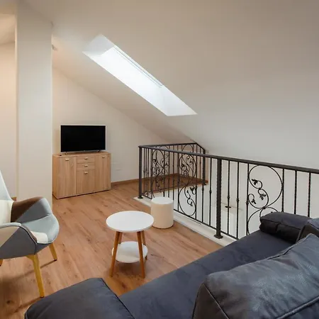 Nera Lux Aparthotel Podstrana